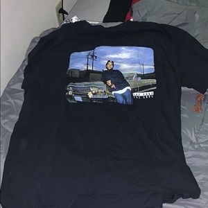 Ice cube shirt never worn